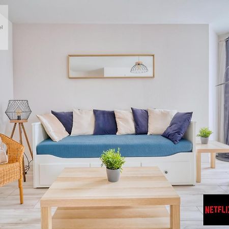 Logement Sarah Courcouronnes Buitenkant foto