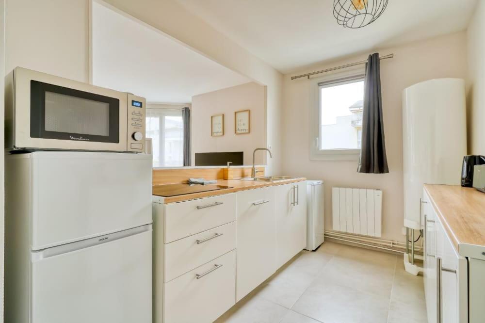 Logement Sarah Courcouronnes Buitenkant foto
