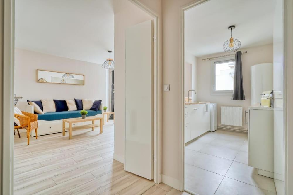 Logement Sarah Courcouronnes Buitenkant foto